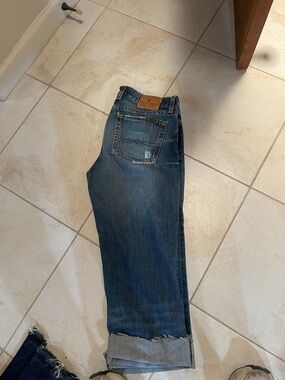 Lucky Brand Dark Blue Cropped Ankle Jeans